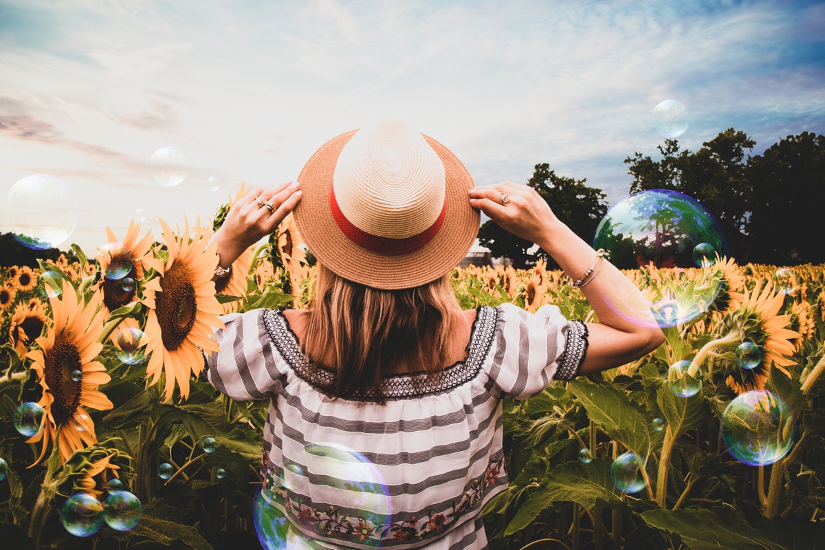 Cappello di paglia da donna