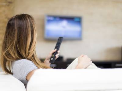 Guardare la tv digitale: il boom dei servizi di streaming durante l’isolamento