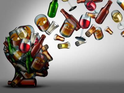 Perché proviamo senso di colpa dopo aver consumato troppo alcol?