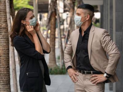 Mascherina all'aperto