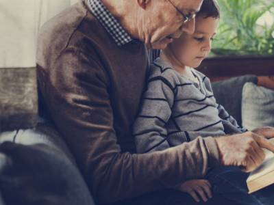 Bonus baby sitter anche ai nonni: come fare per ottenerlo?