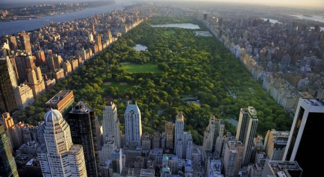 Allarme a New York: il peso dei grattacieli sta facendo sprofondare la città