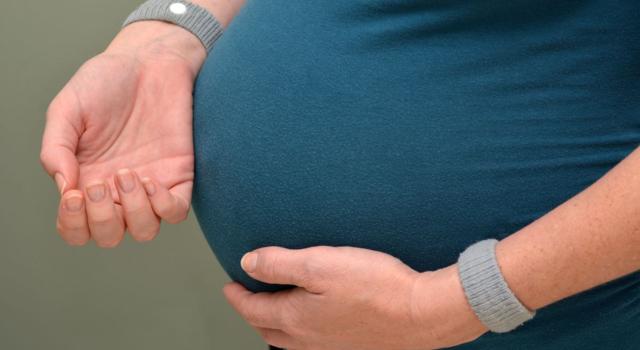 Come funzionano i braccialetti antinausea in gravidanza?
