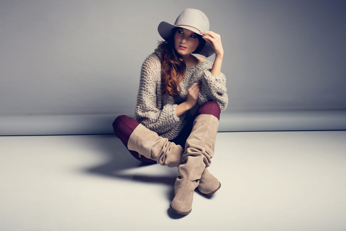 stivali alti scamosciati