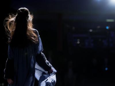 Modella sfilata moda