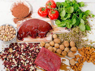 cibo verdura frutta secca carne