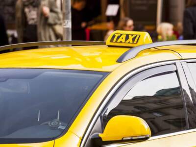 Coronavirus: a causa della crisi economica i taxi diventano orti urbani