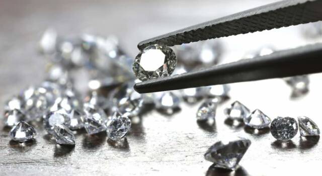 All&#8217;asta i bracciali di diamanti di Maria Antonietta: il loro valore