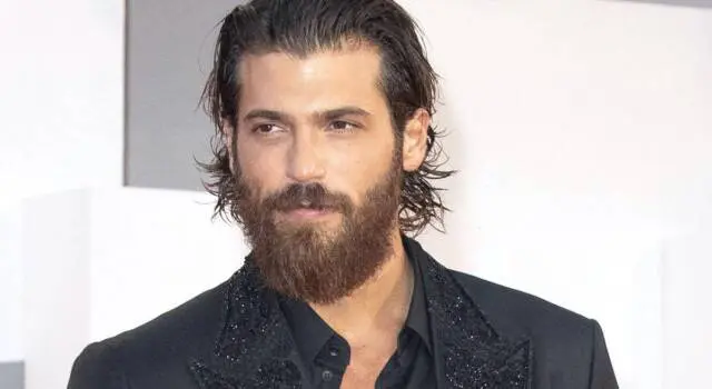 Can Yaman, l’attore turco che ha fatto breccia nel cuore delle italiane