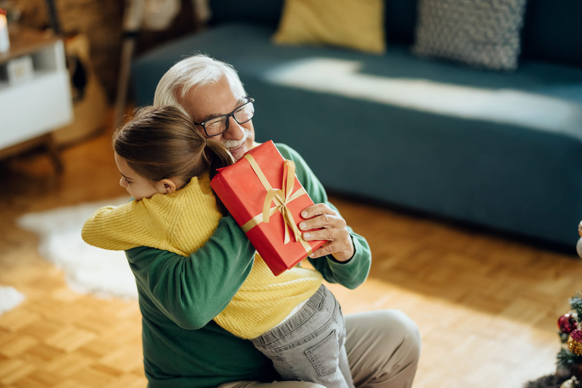 Regalo Per Nipote Dalla Nonna O Dal Nonno - Portafoglio Con Targa Incisa 'A Mia Nipote' - Frase Speciale