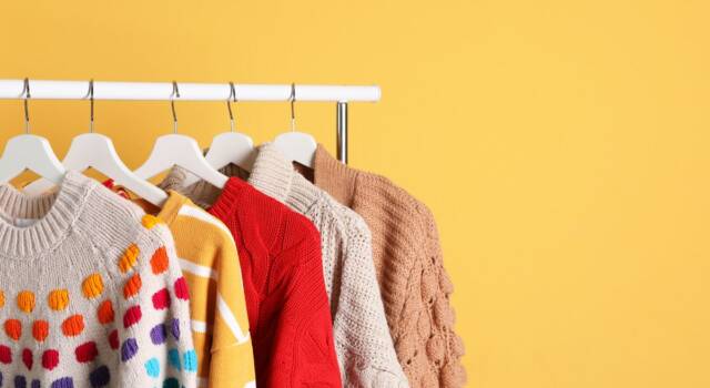 Ode al maglione, il capo che piaceva tanto a Lady D: i modelli vintage per l&#8217;autunno/inverno 2021