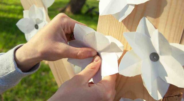 Fiori fai da te: come realizzarli di carta in modo semplice e veloce