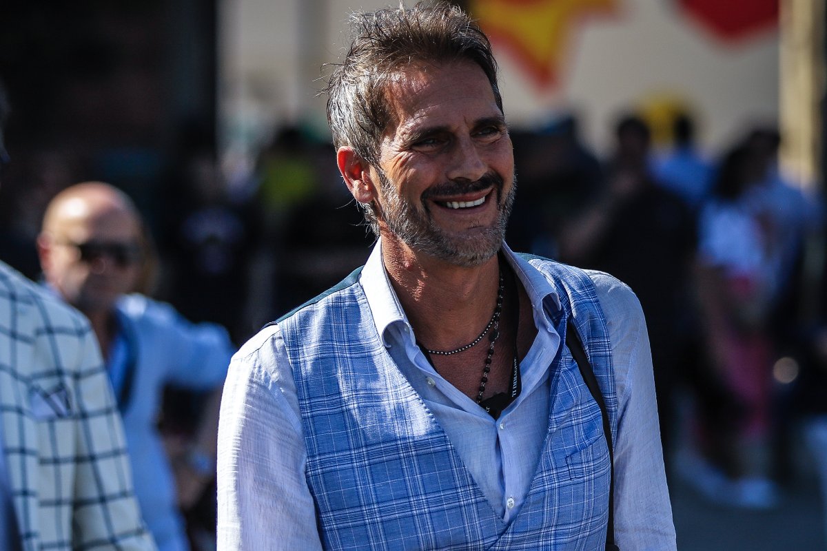 Luca Sabbioni fotografato per le strade durante Pitti Uomo 96