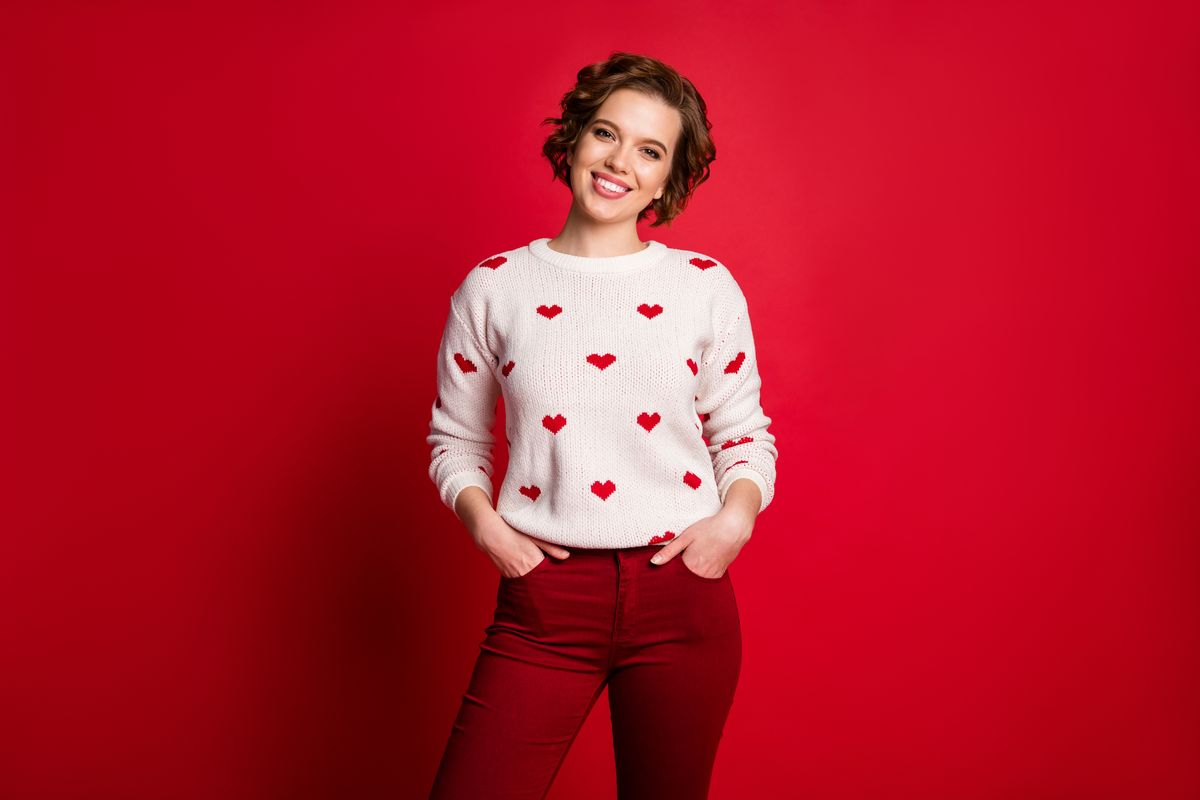 Maglia con cuori e pantalone rosso