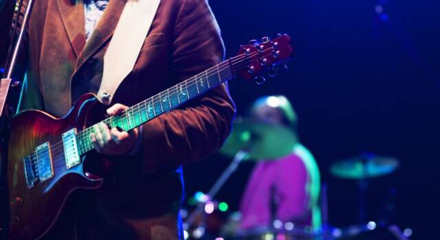 Conosciamo Nile Rodgers, celebre chitarrista e produttore discografico