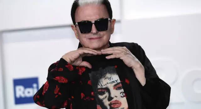 Chi è Cristiano Malgioglio, il paroliere più frizzante della tv