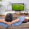Guardare calcio in TV