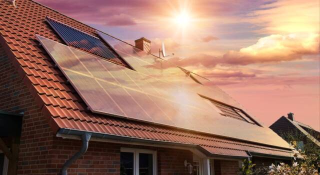 Pannelli solari: come risparmiare denaro e fare la differenza per l&#8217;ambiente