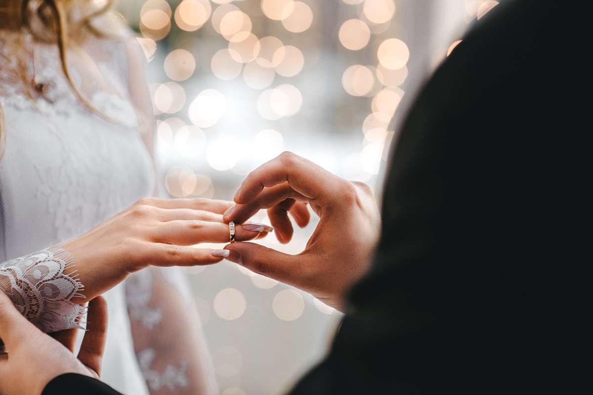 Matrimonio a prima vista, fede nuziale