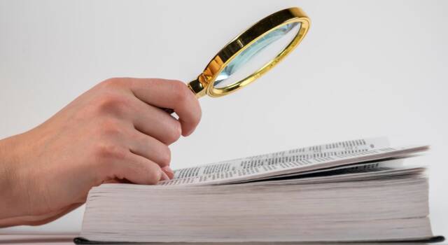 Background: il significato di questa parola ricca di sfumature