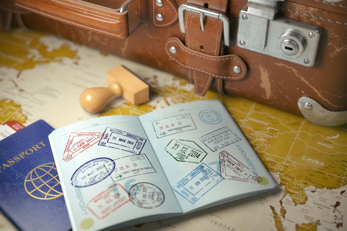 Passaporto e timbri