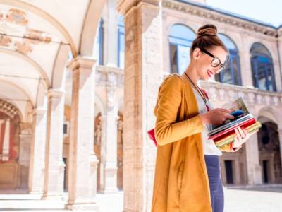 studentessa universita bologna ragazza
