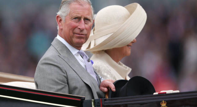 Incoronazione Carlo III: il saluto alla nazione dal balcone di Buckingham Palace