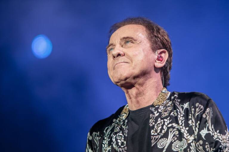 Roby Facchinetti automobile Staying Updated on Cultural Icons