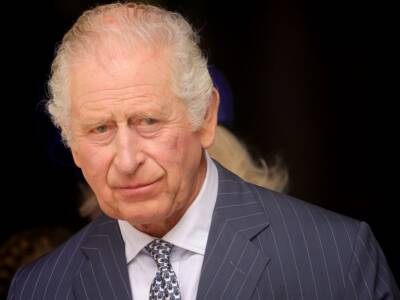 “Re Carlo è morto”: cosa c’è dietro questa notizia (falsa) che ha scosso il Regno Unito