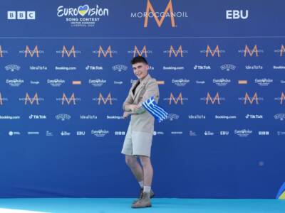 Chi è Victor Vernicos, il rappresentante della Grecia all’Eurovision Song Contest 2023