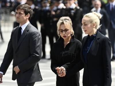 Funerali Silvio Berlusconi - Luigi Berlusconi, Marina Berlusconi, Marta Fascina