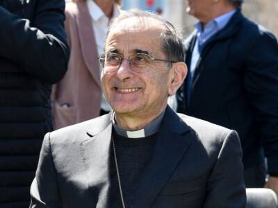 Chi è Mario Delpini, l’arcivescovo che celebra i funerali di Silvio Berlusconi