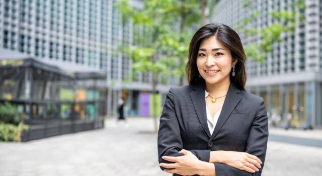 Giappone, il Governo fa passi avanti: almeno il 30% di donne nei ruoli dirigenziali entro il 2030