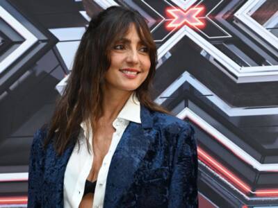 Ambra Angiolini colpisce: il look a X Factor conquista e costa tanto…