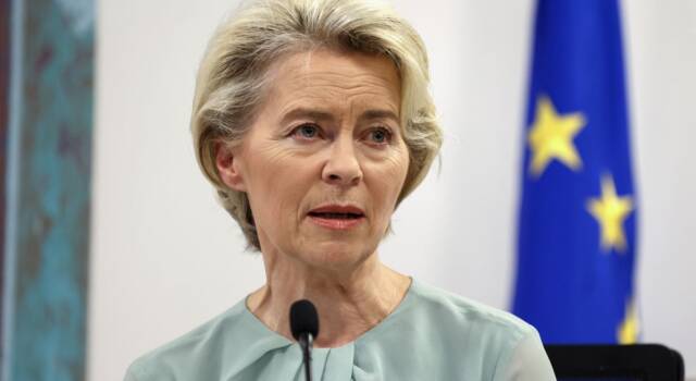 Ursula von der Leyen: chi è la prima donna presidente della Commissione Europea