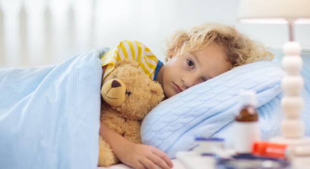 Bambini con influenza, bronchiolite e Covid: il 2024 sarà dominato da queste tre malattie