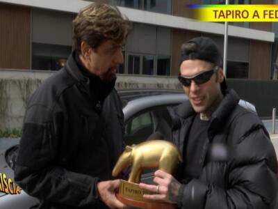 Fedez e Valerio Staffelli - Striscia la Notizia