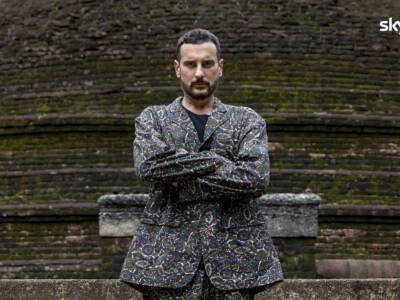 Costantino Della Gherardesca alla finale di Pechino Express 2024 credit Immagini concesse da Sky http://pechinoexpress.sky.it/