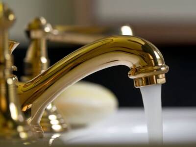 Rubinetto lavandino di ottone