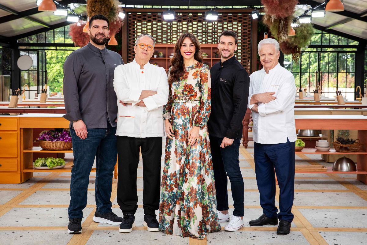 Bake off Italia 2024