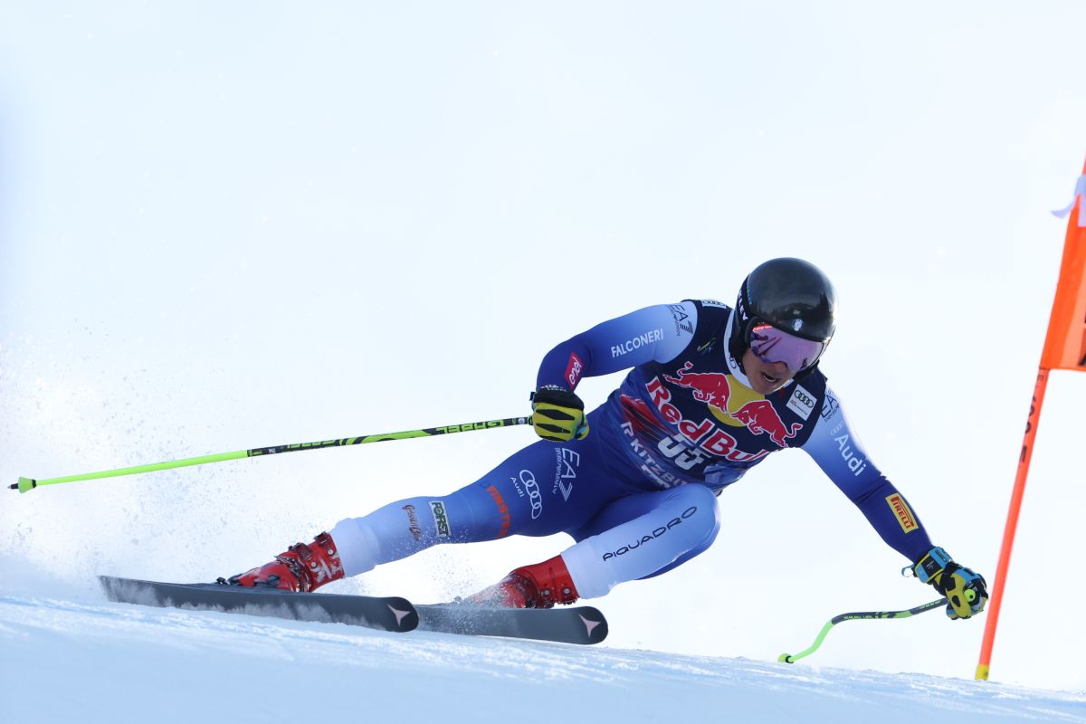Matteo Franzoso, immortalato durante la Coppa del Mondo di Sci Alpino Audi FIS - Discesa Uomini, 25 gennaio 2025, Kitzbuehel, Austria.