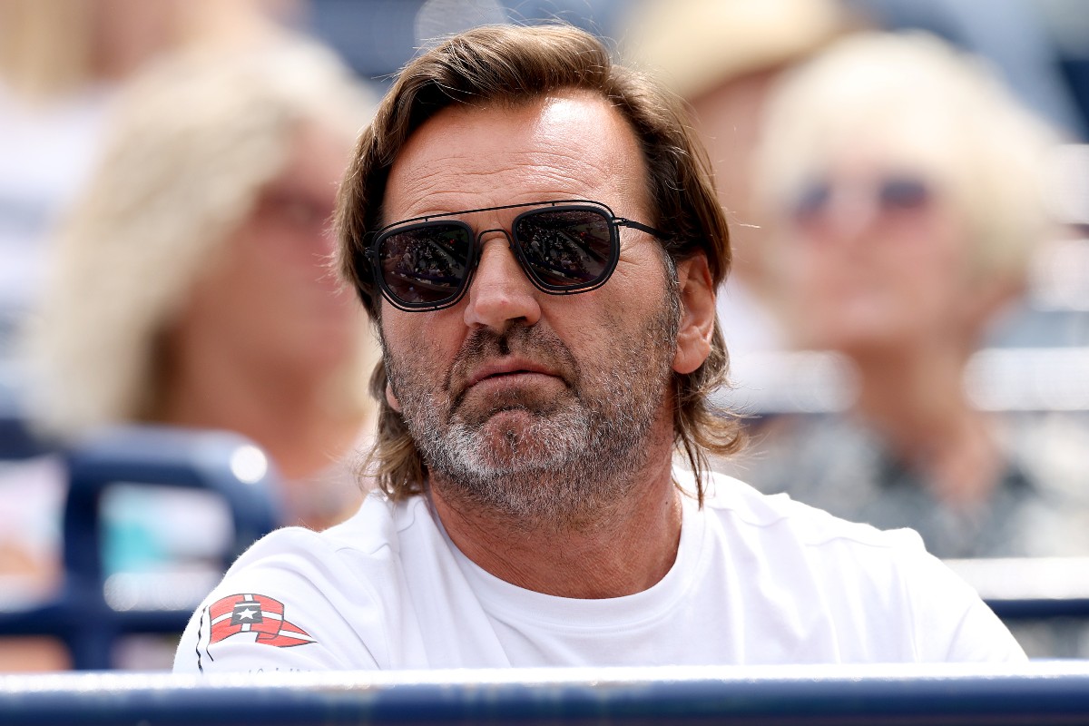 Simone Tartarini assiste al match tra Lorenzo Musetti (Italia) e Alex Michelsen (Stati Uniti) durante il National Bank Open presented by Rogers, al Sobeys Stadium, il 31 luglio 2025 a Toronto, Ontario.