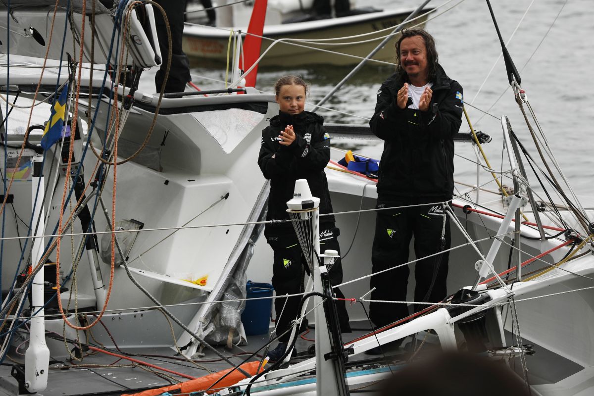 L'attivista Greta Thunberg e suo padre Svante Thunberg a New York City dopo aver attraversato l'Atlantico in barca a vela, 28 agosto 2019. L'attivista svedese ha iniziato il suo viaggio da Plymouth, in Inghilterra, il 14 agosto e si è diretta a New York per parlare al Summit delle Nazioni Unite