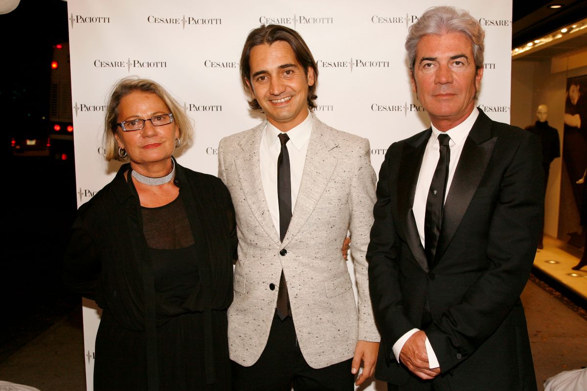 Paola Paciotti, Marco Calcinaro e Cesare Paciotti partecipano all’evento per la riapertura della boutique CESARE PACIOTTI a New York, organizzato in collaborazione con Free Arts NYC, al 833 Madison Avenue il 16 ottobre 2008.
