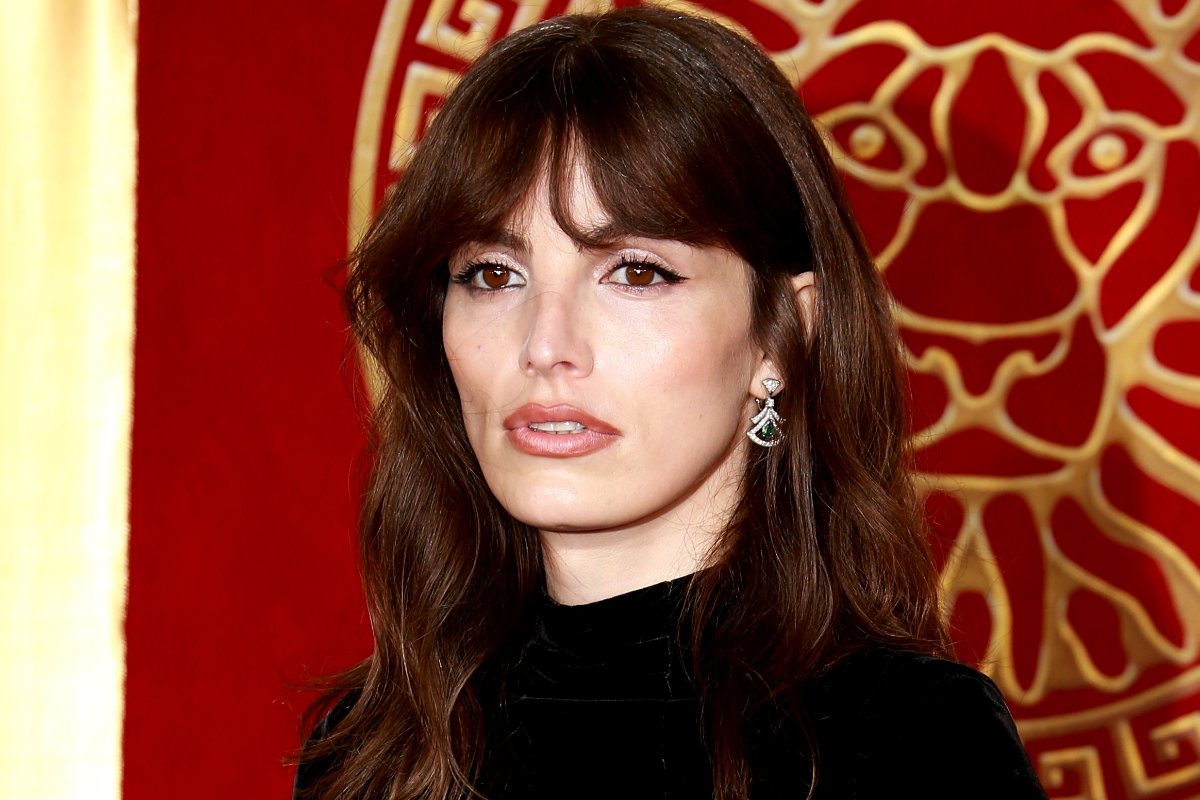 Un primo piano dell'attrice, modella e attivista Lux Pascal.