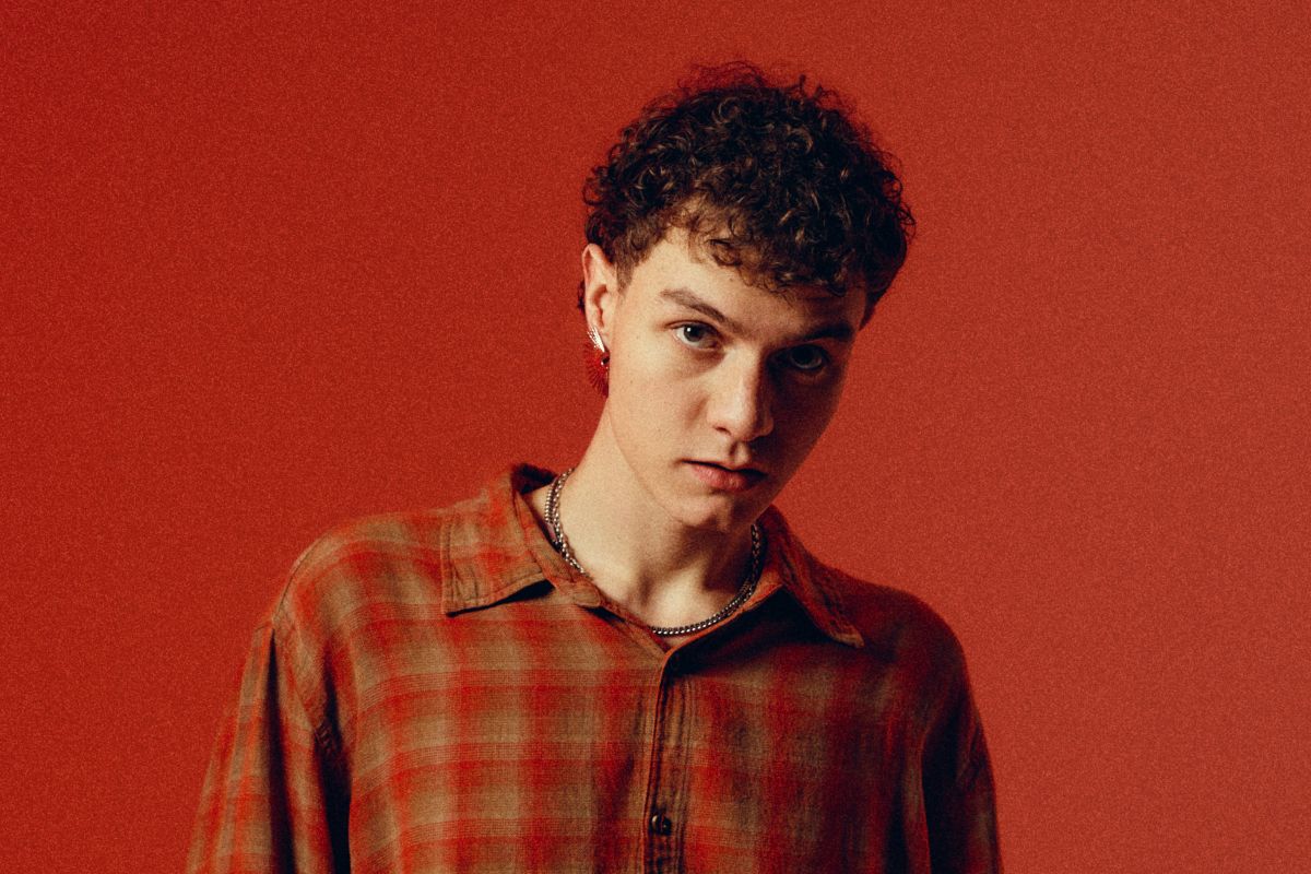 Giuseppe Marra, in arte Joseph, foto del cantante emergente, in gara a Sanremo Giovani