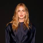 Chiara Ferragni vestita di nero al Stella McCartney SU26 Show