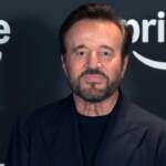 Christian De Sica posa per i fotografi all’evento Prime Video