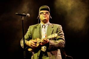 Tony Pitony si esibisce al Fabrique