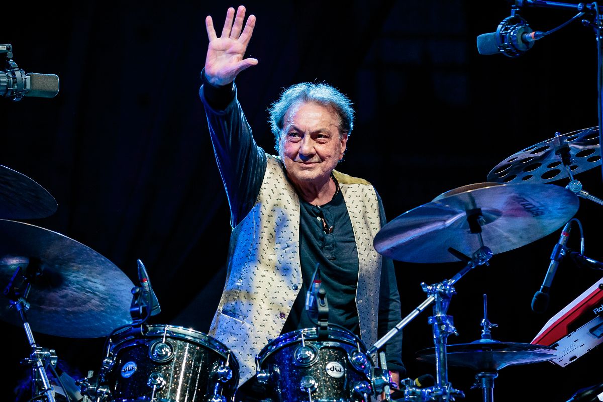 Tullio De Piscopo si esibisce al Castello Sforzesco l’11 luglio 2024